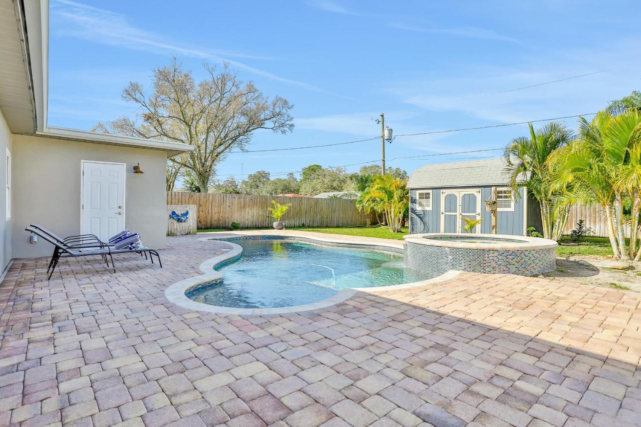 Pinellas Retreat Pinellas Park Exterior photo